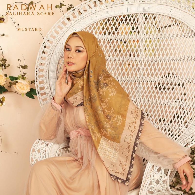 scarf radwah preloved