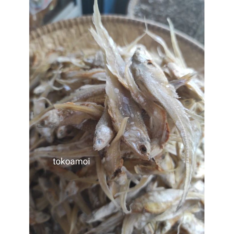 

Ikan Asin Bulu Ayam / Fu Mui Phu 500gr