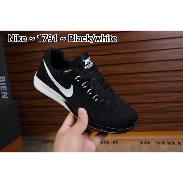 Sepatu nike sport