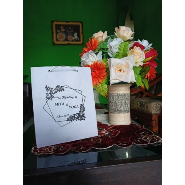 

Tas kertas/ Paperbag putih