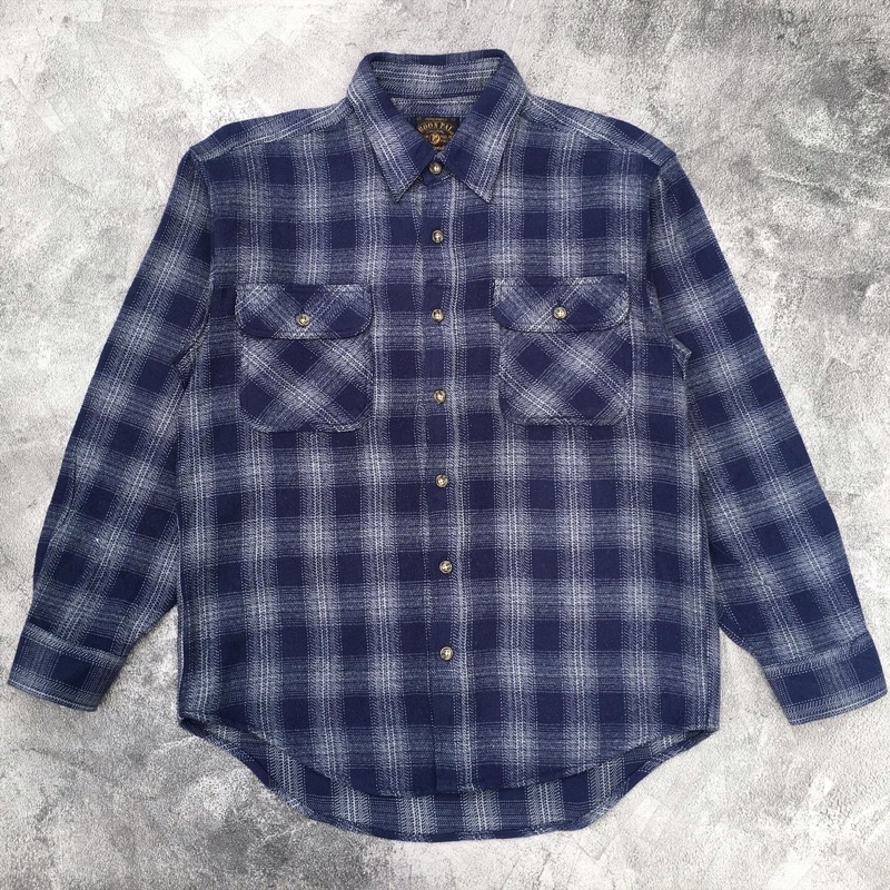 Kemeja Flannel Motif Veterano Vintage