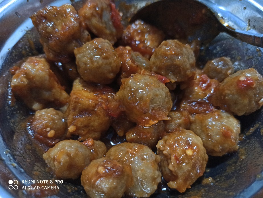 Min Beli 2 Pack Hook Dinding /  Hanger Baju / Gantungan Baju Dinding / Gantungan Baju Tempel Dinding