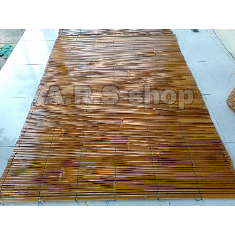 Tirai Bambu / kerai /krey bambu / bamboo cortain vernis 1 x 2meter dan  1,5 x 2 meter