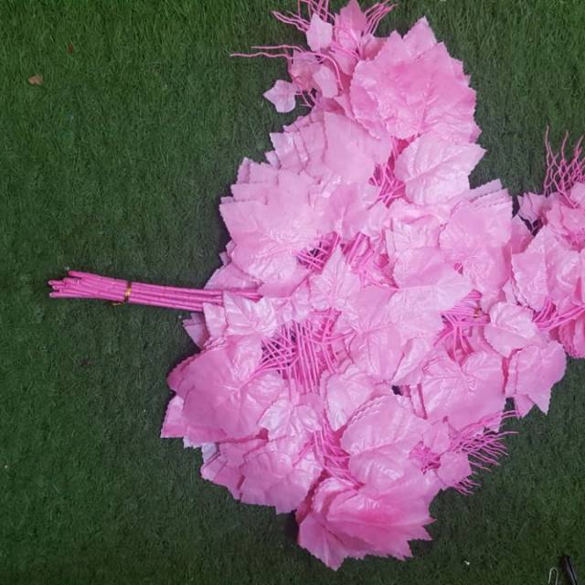 DAUN HIAS PLASTIK ANGGUR PINK DEKORASI HIASAN ARTIFICIAL