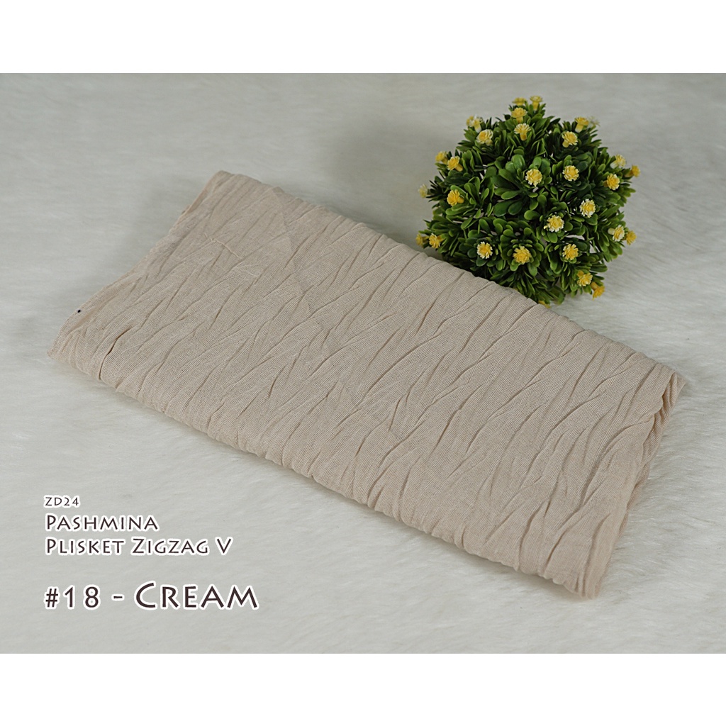 Plisket Model V / Zigzag - Pleated Shawl / Pashmina HAZEL by Luulu Scarf-#18 - Cream