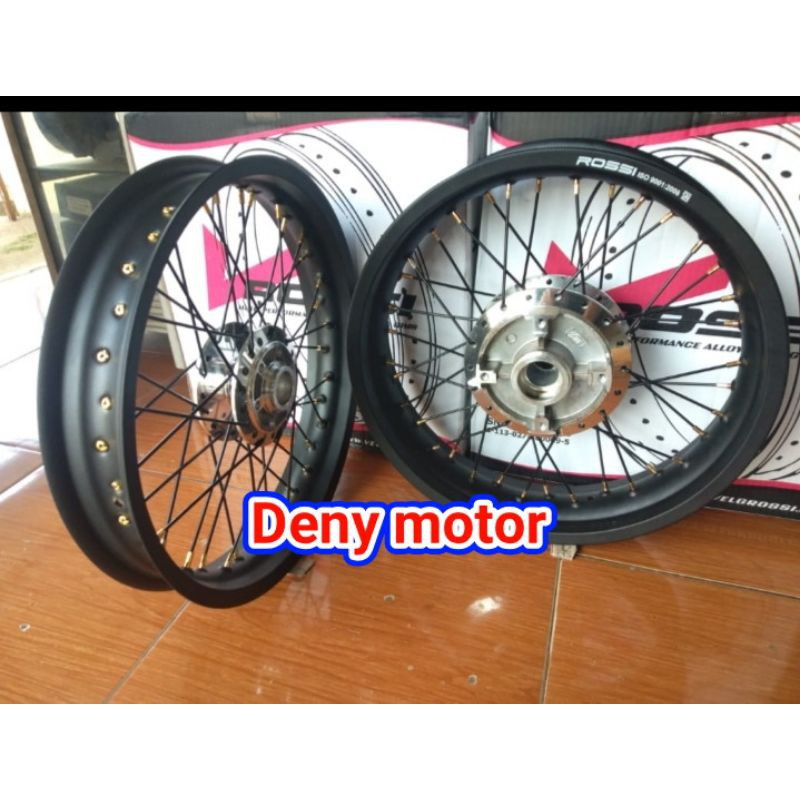 Velg Tiger Revo 250/350 ring 17