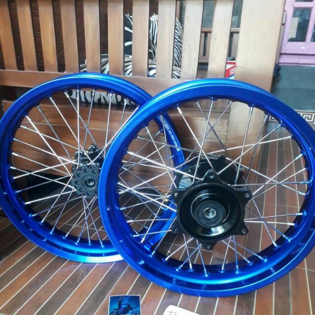 Velg set pelek set tromol supermoto crf150L tanpa ban