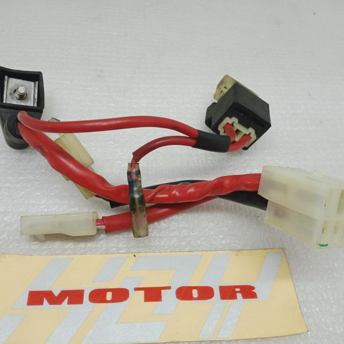 fuse holder Assy atau kabel rumah sikring Vixion old second hoym07 dijamin