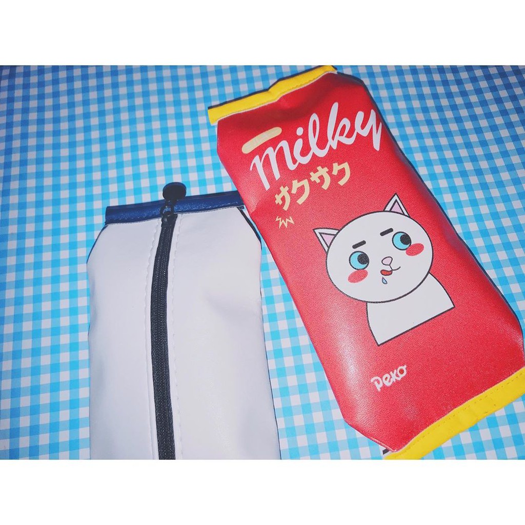 

Pensil case snack
