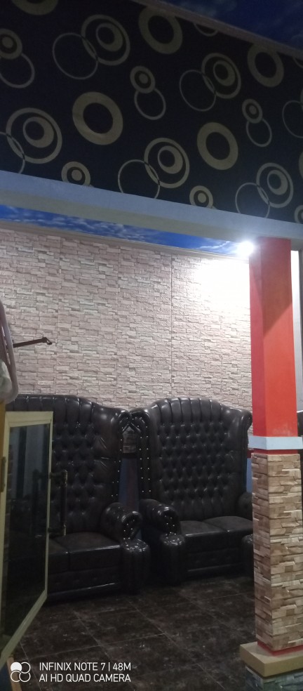 Wallpaper Dinding Bulat Lingkaran Abu Abu Elegan