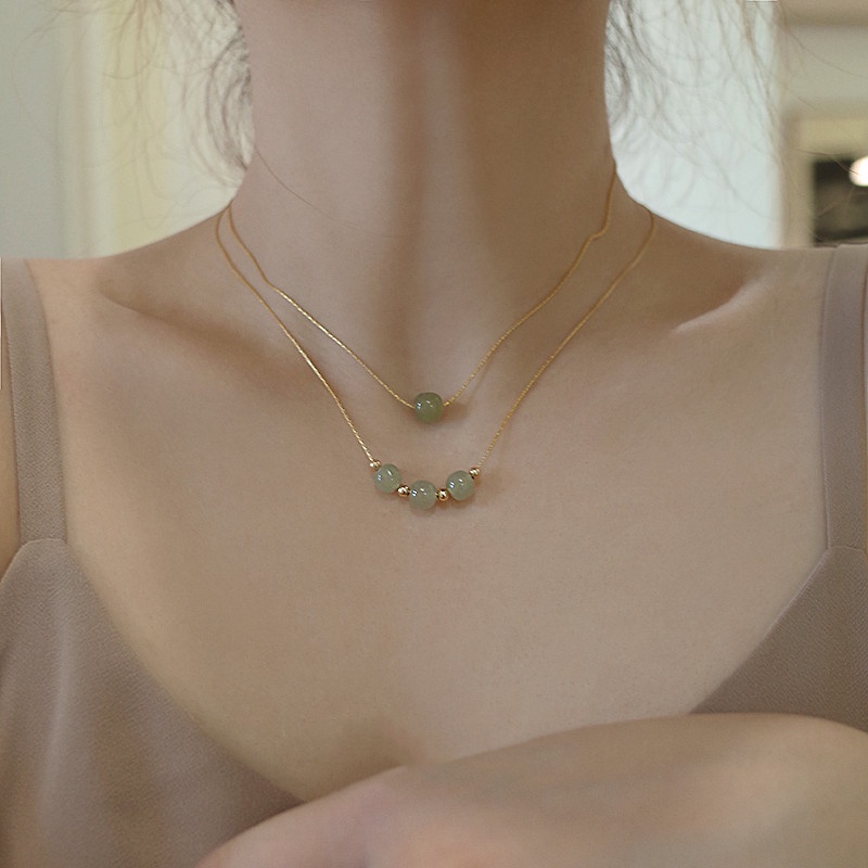 Kalung Emas 18K Dengan Liontin Batu Giok Alami Untuk Wanita