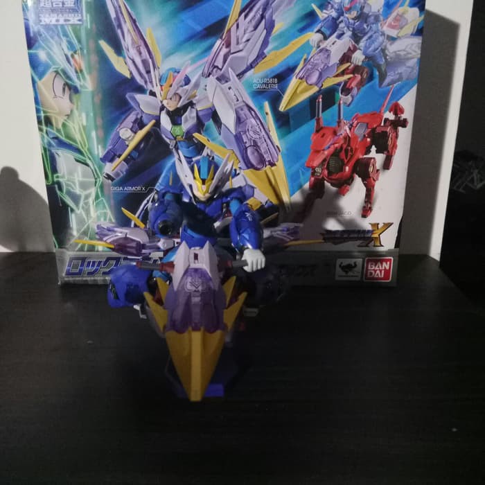 Megaman X Giga Armor action figure