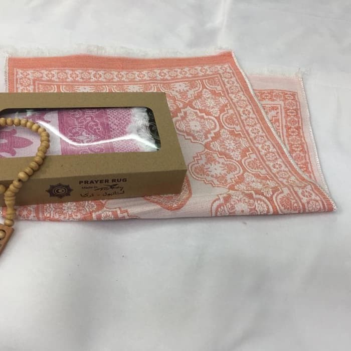 sajadah muka soft plus box plus tasbih kayu 33