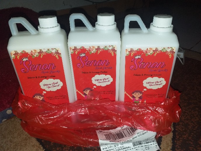 Pelicin Dan Pewangi Pakaian Senon Super Laundry 1 Liter