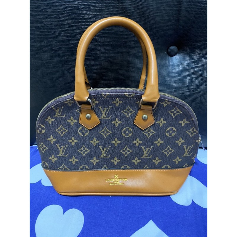 Tas Wanita LV Louis Vuitxx kondisi ga pernah dipakai like ori