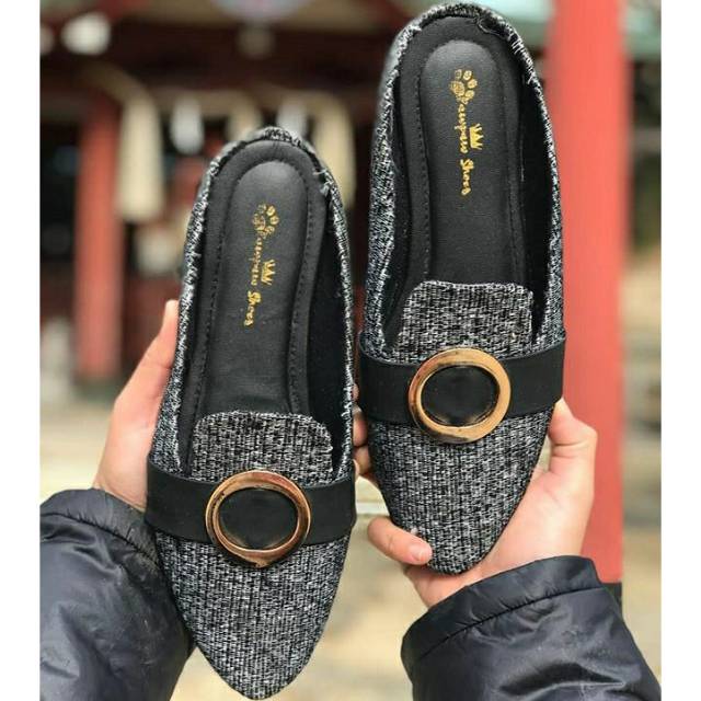 Beyza Black Shoes | Sepatu Wanita Big Size Jumbo Flat Heels Ukuran Besar 41 - 45