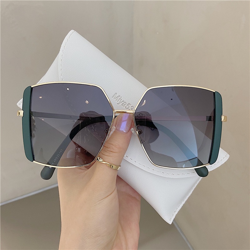 Ladies Personality Retro Sunglasses Advanced Street Shooting Fashion Driving UV Protection