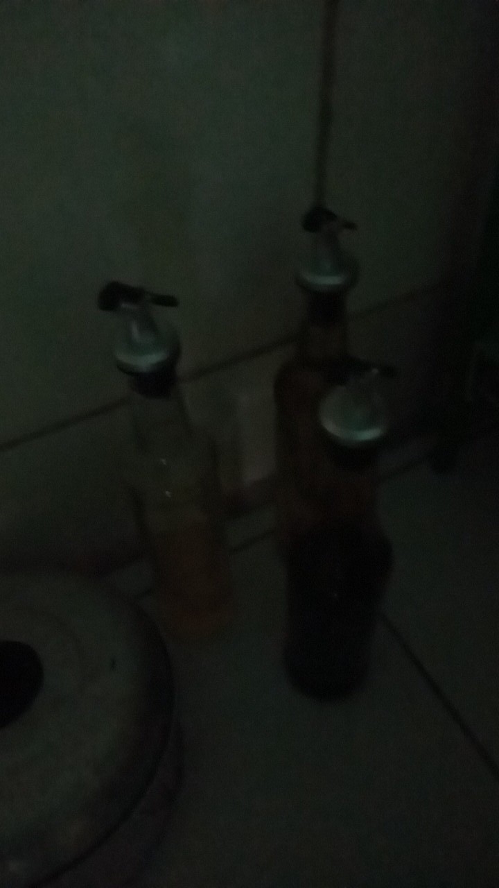 Stopper Botol Minyak / Liquor / Wine Bahan Plastik Untuk Peralatan Dapur