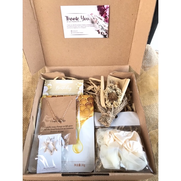 

Gift box thema 2 /Kado ultah cewek