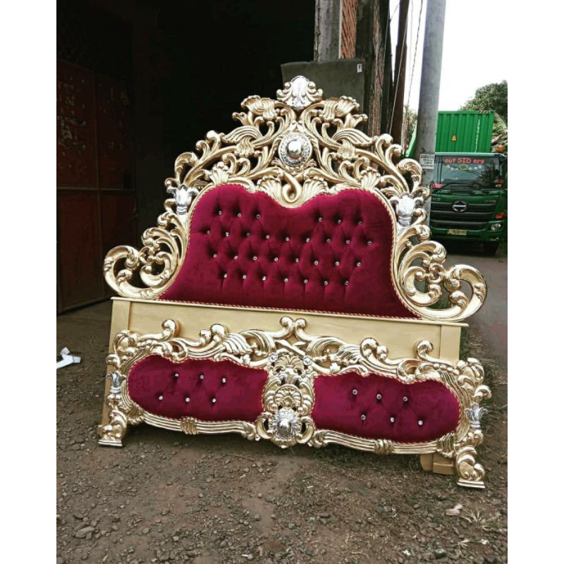 tempat tidur ranjang ukir mewah