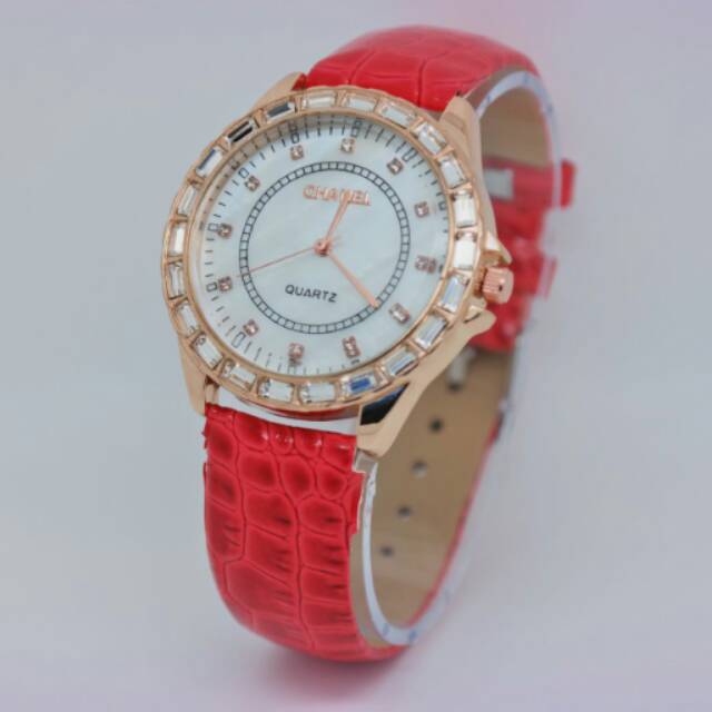 Jam tangan Chanel
