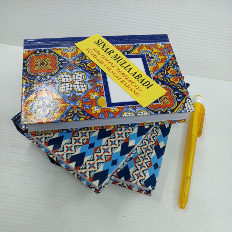 

Buku Size A6 200 lembar Hardcover Oktavo 200