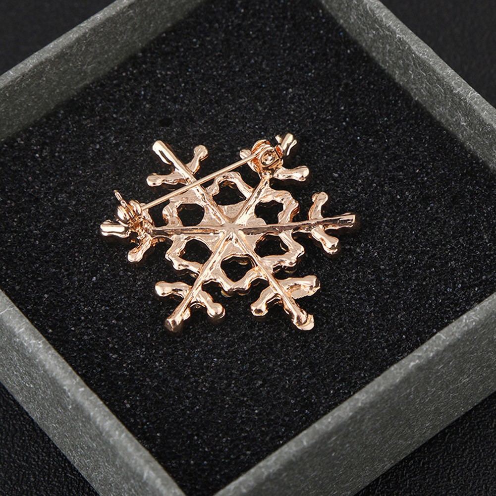 Bros Bentuk Snowflake Bahan Alloy Bertahtakan Berlian Imitasi