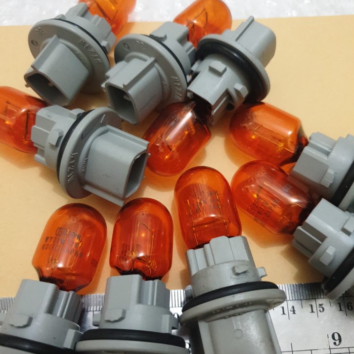 soket +bohlamp lampu sein depan innova rebon calya sigra granmax dll salsabilamotor_tjb