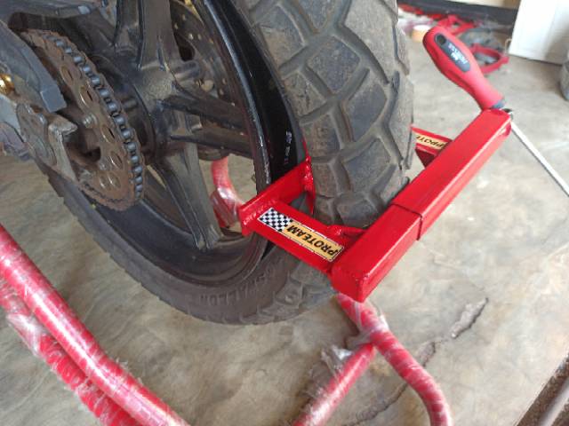 Press ban jumbo proteam