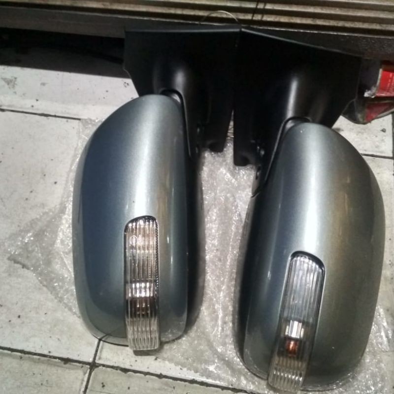 Spion Toyota Yaris thn 2012