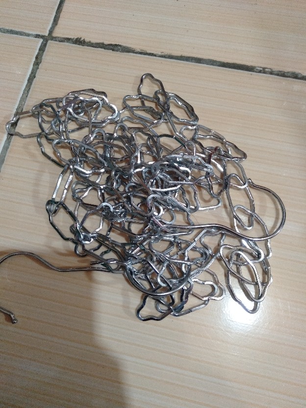 Rantai Gantungan Baju Display