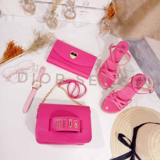TAS DIOR SET WEDGES