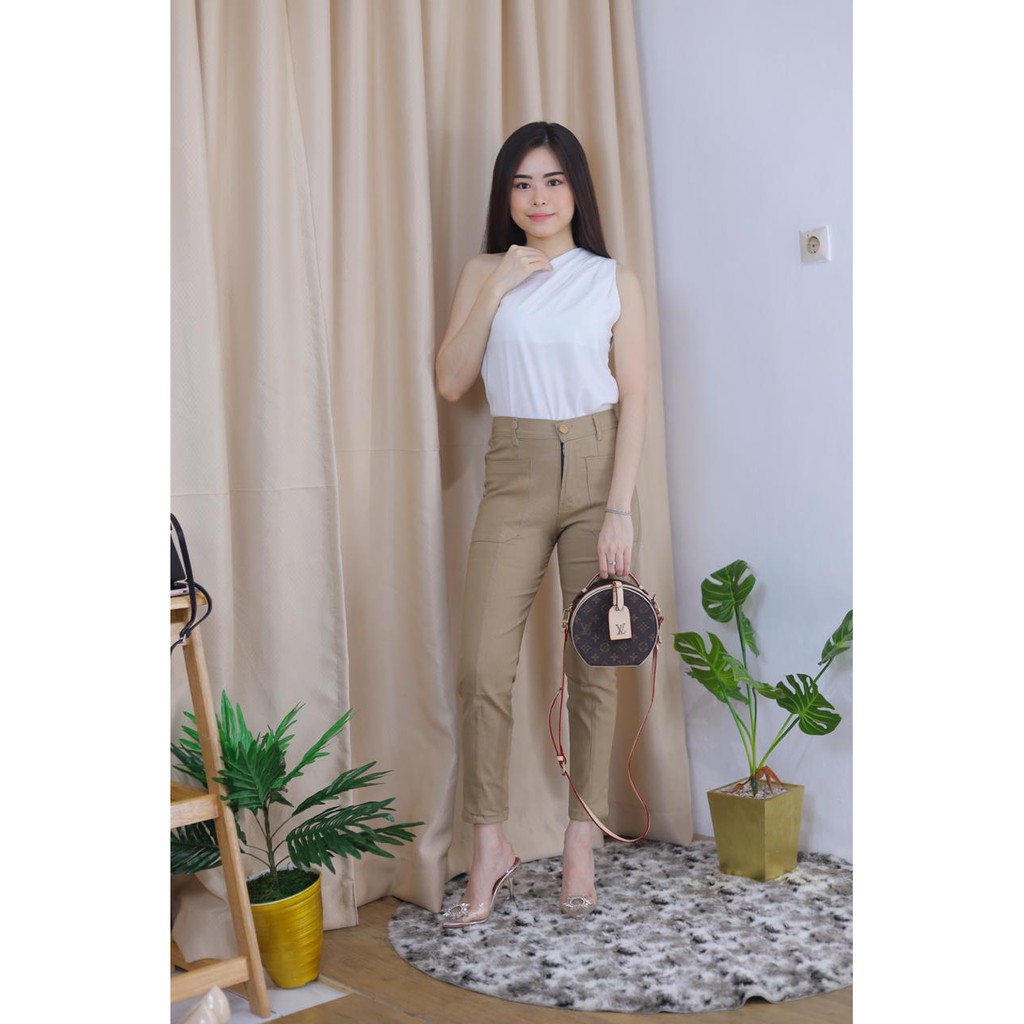 CELANA JEANS WANITA MOMO STANDAR PANTS 6 warna