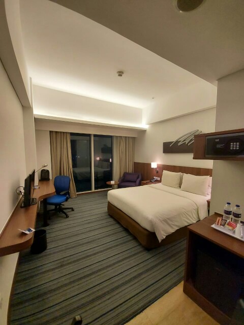 Promo !! Voucher Hotel Holiday Inn Express Pluit Citygate Emporium