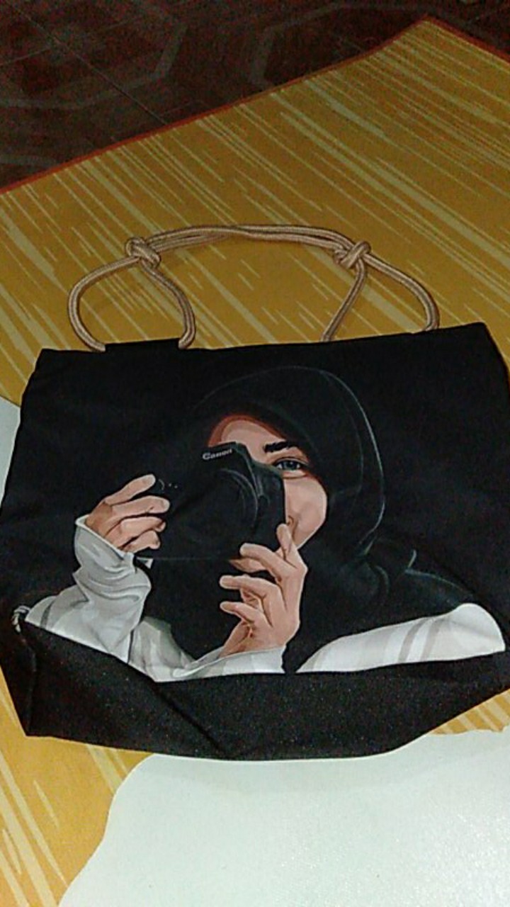Tas Totebag Tali Sumbu Wanita Printing Gambar Muslimah Hijab