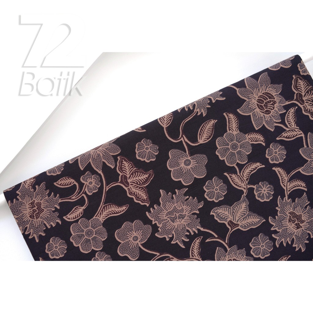 KAIN BATIK KATUN Premium Motif Bunga Warna Hitam 724899 Cap 72 Jarik Jarit Samping Kebat Panjang Batik Katun Modern Premium Bahan Seragam Batik Pernikahan Kantor Keluarga Murah Kamen Jadi Batik Bali Lembaran