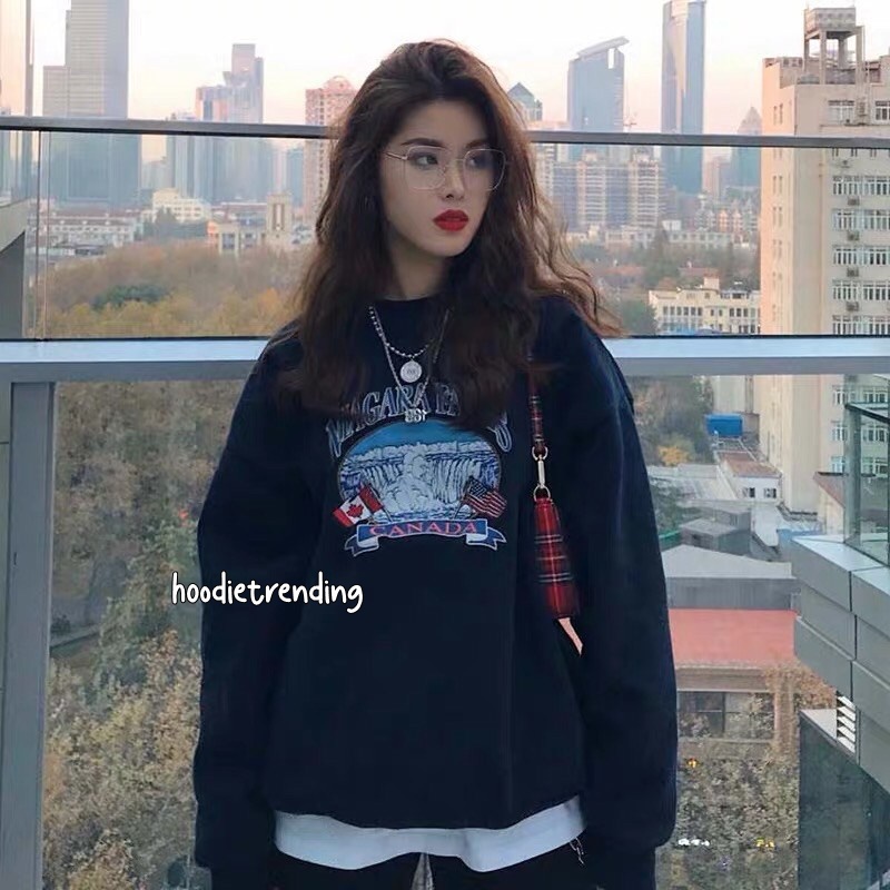 HODISO - Niagara Falls Crewneck Sweater