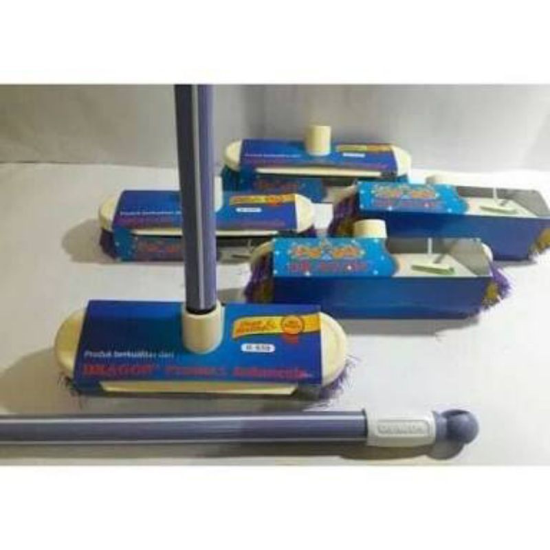 sikat dorong WC dragon sikat gagang lantai dragon D938