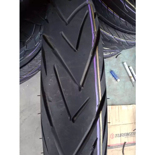 ban motor metic  tubles ukuran 100/80 ring 14 untuk motor mio,fino,vario,beat dll tubeless