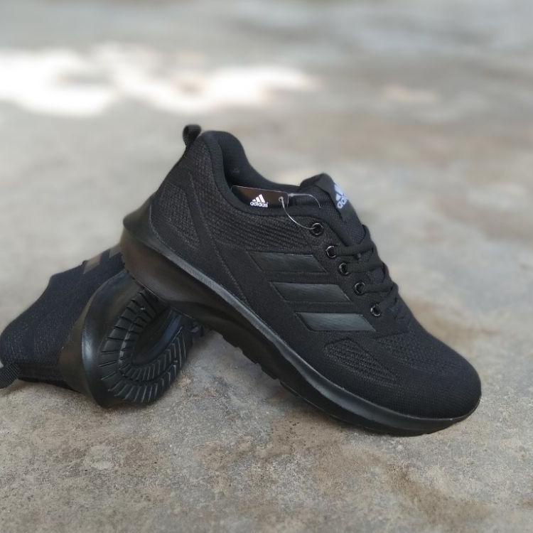 Barang Pilihan.. Sepatu Sekolah Hitam Polos / Hitam Putih Cowok Cewek /Sepatu Kerja