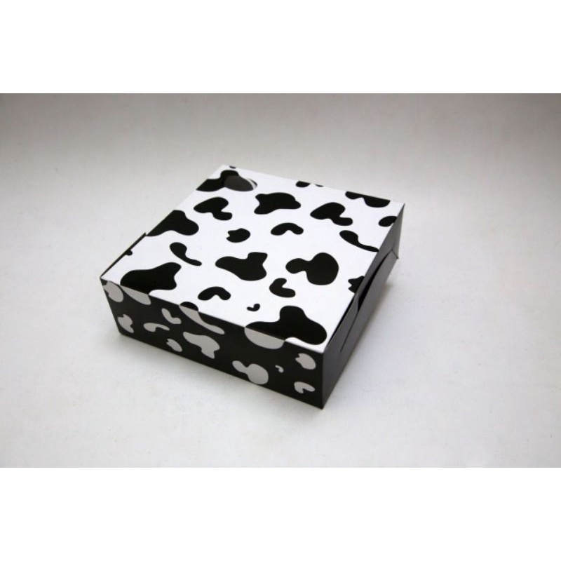 

dus 18cmx18cm motif bentol/dus 18x18cm motif sapi murah