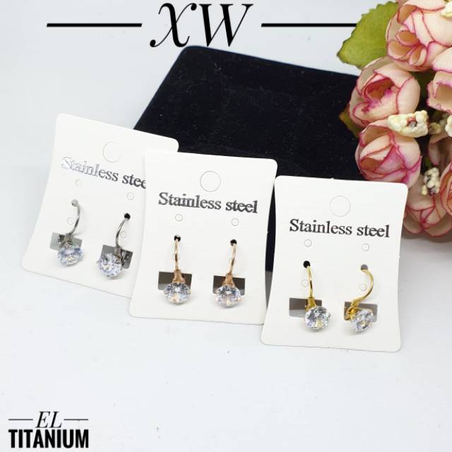 Anting titanium daisy E14006