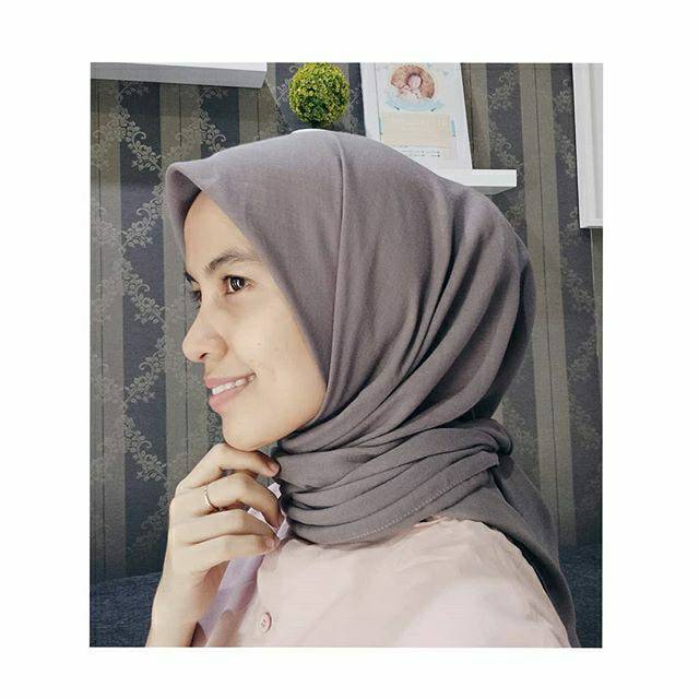 SCRUNCHIE  medium bukan jumbo / CEPOL HIJAB