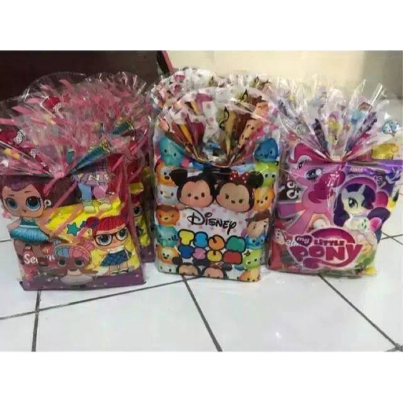 Plastik ulang tahun isi 10pcs / OPP party bag / plastik bingkisan ulang tahun karakter 20x40