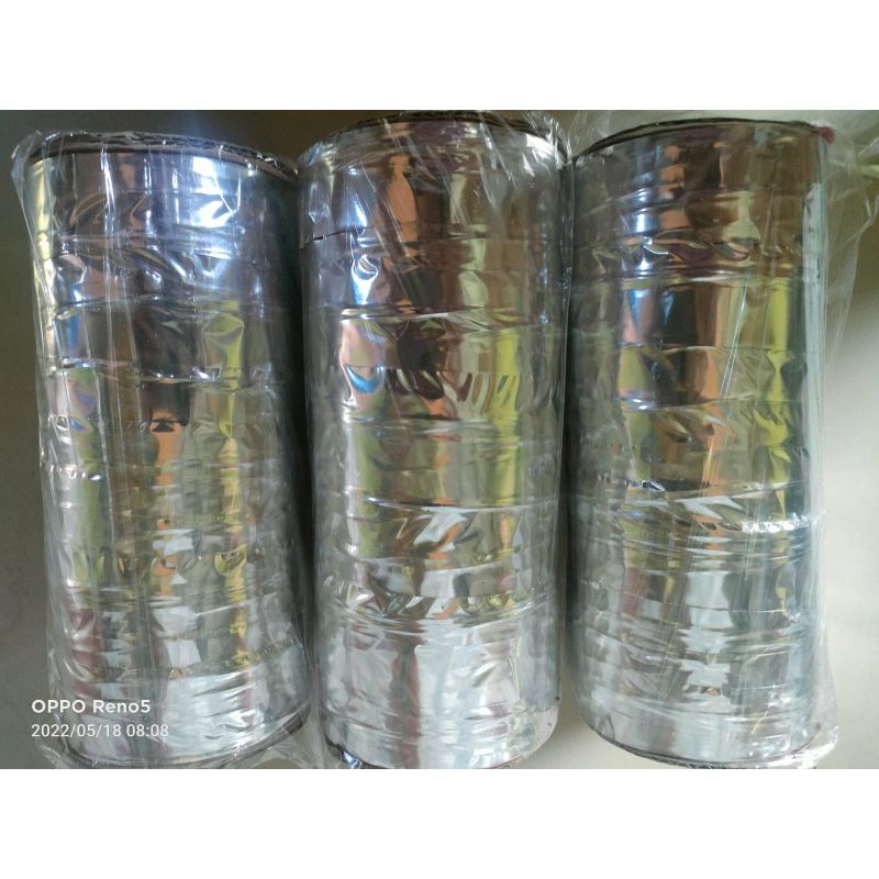 Tali perak pengusir burung