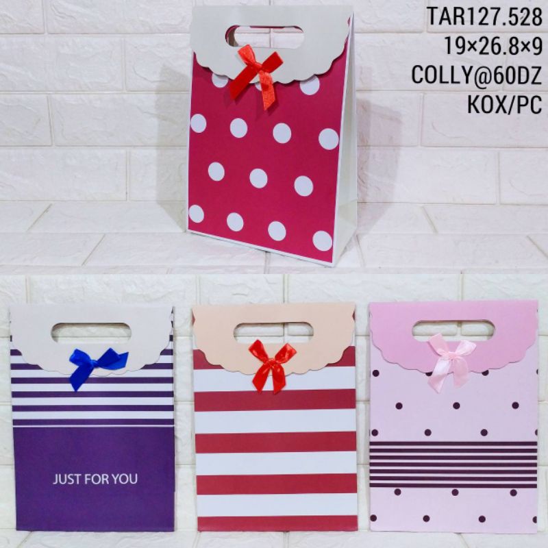 Paper Bag 19cm|Tas Kertas|Tas Kado|Kantong Kertas Motif Karakter