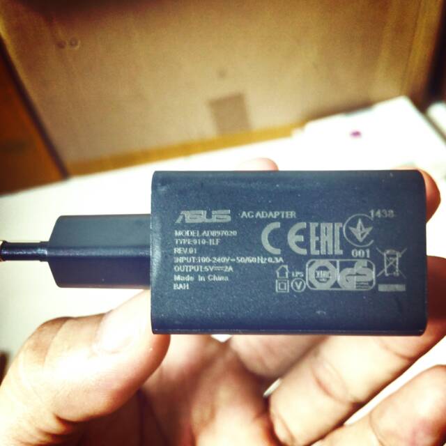 ADAPTER / BATOK / KEPALA CHARGER ASUS ZENFONE 5V 2A ORIGINAL ADAPTER ASUS ZEN