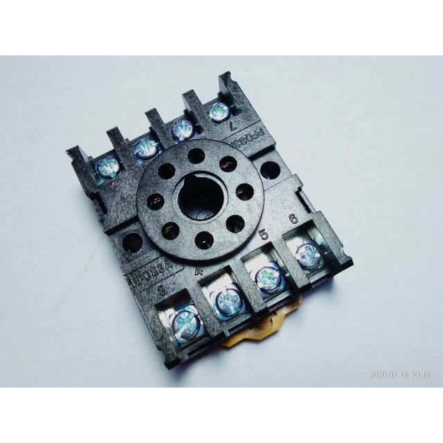 [SOC-9047] SOCKET RELAY EWIG MK2P PF083 8PIN