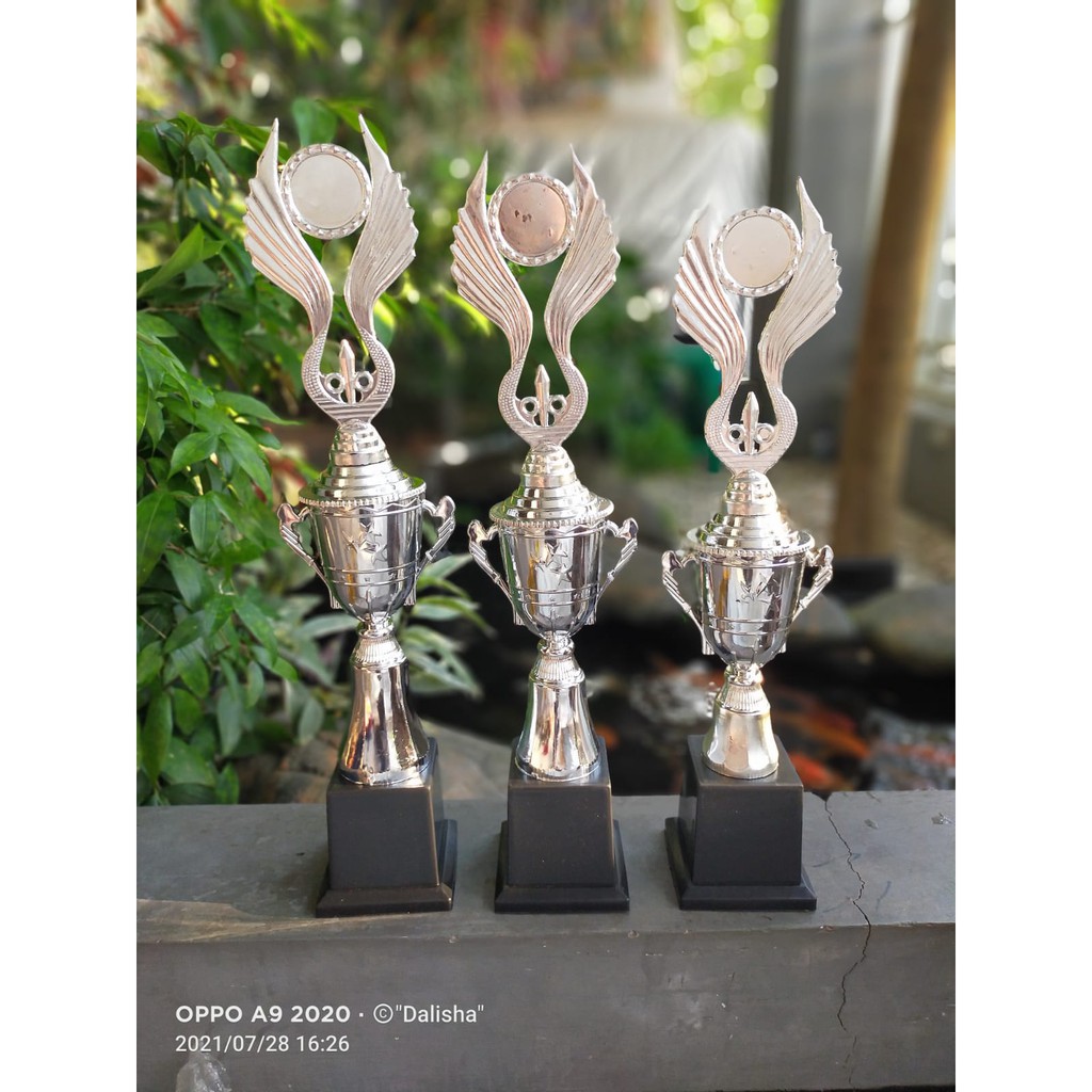 Piala Silver Piala Cup Bintang Piala Milenial Piala Satuan Piala Lomba Piala Juara Piala Murah Piala