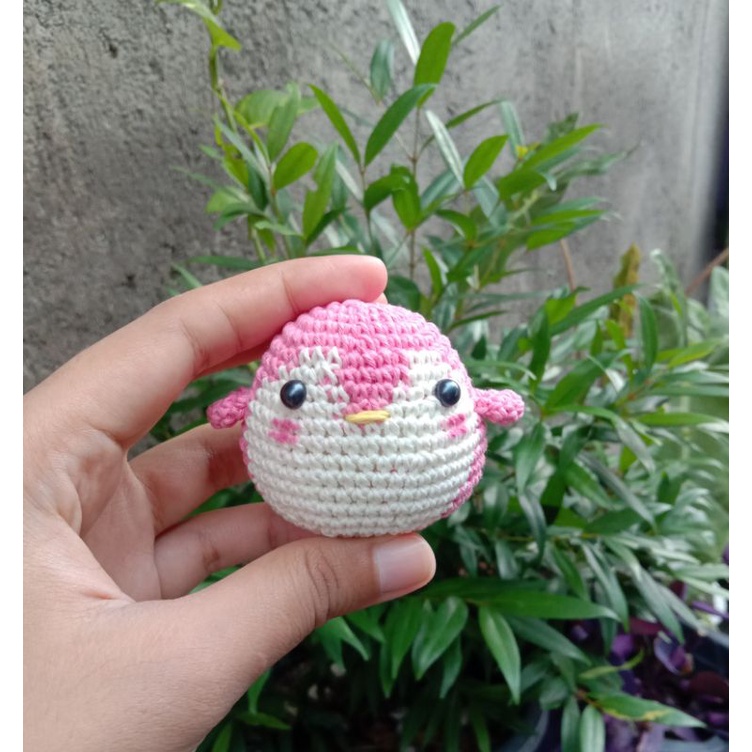 Boneka rajut pinguin amigurumi